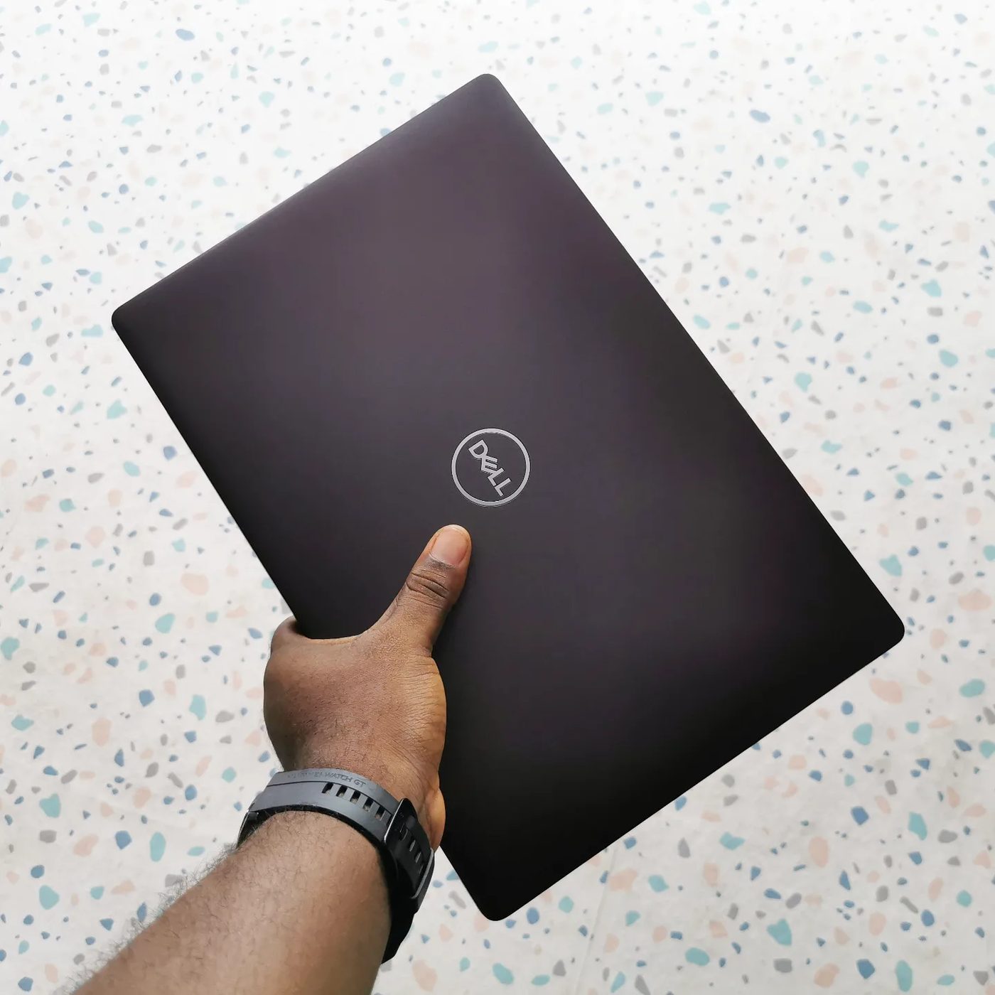 Dell Latitude 5400 — vue 3