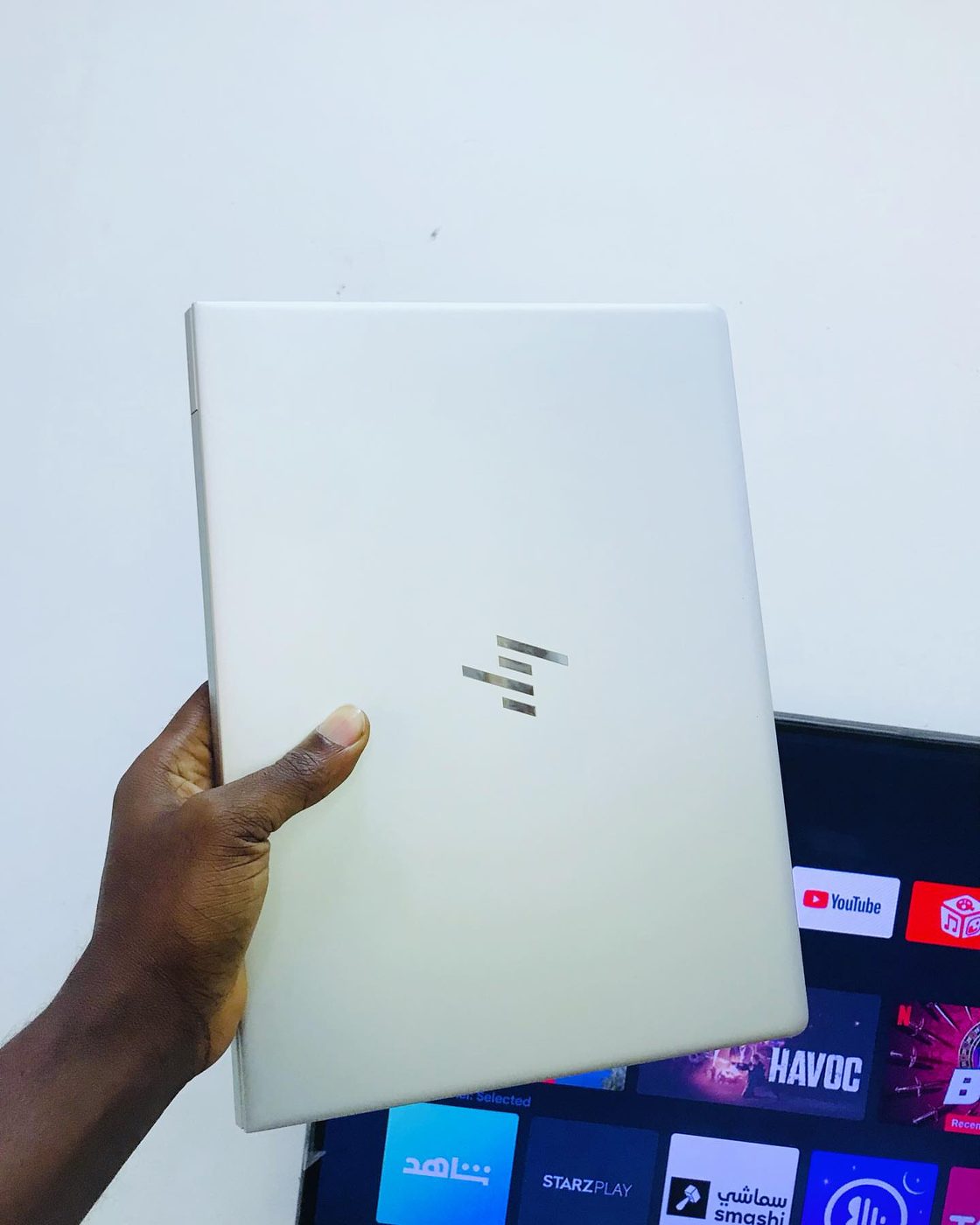 HP EliteBook 840 G5 / G6 — vue 3