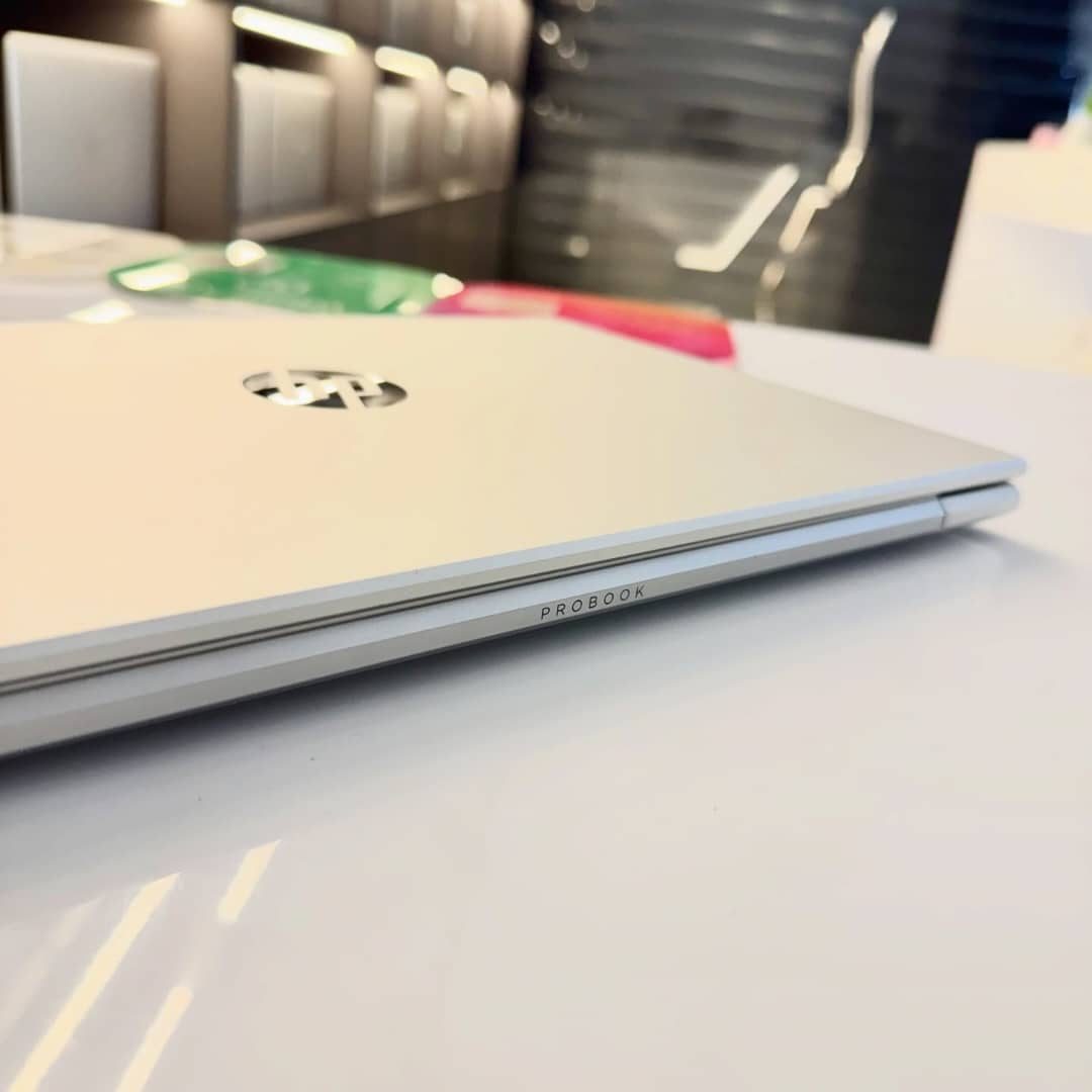 HP ProBook 445R G6 — vue 4